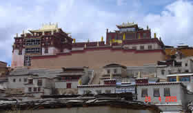 le monastère tibetain de Shangri-la
